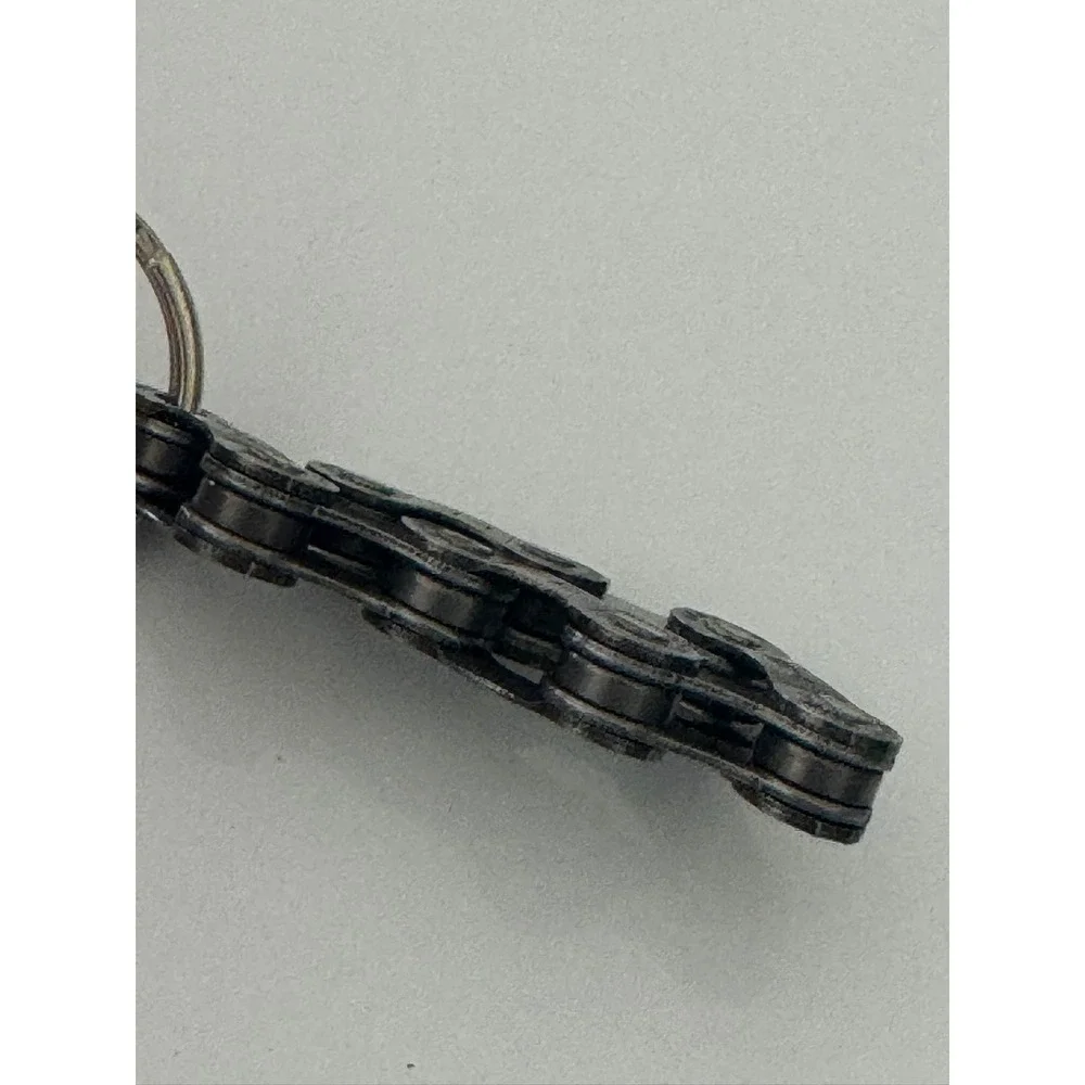 Upcycled Bicycle Chain Loop Keychain Silver Tone Industrial Cyclist Gift HG VIA‎